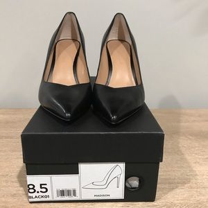 Women’s pumps